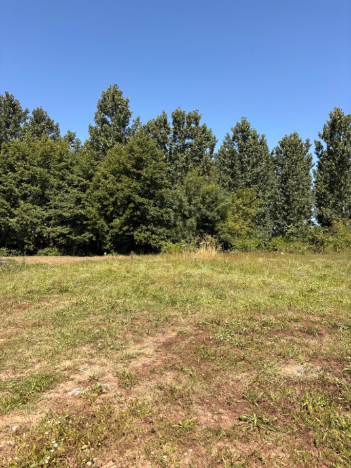 Offre de terrain à batir disponible à Vayres