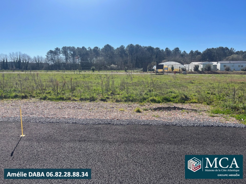 terrain constructible viabilisé de 690m2 à Saubion